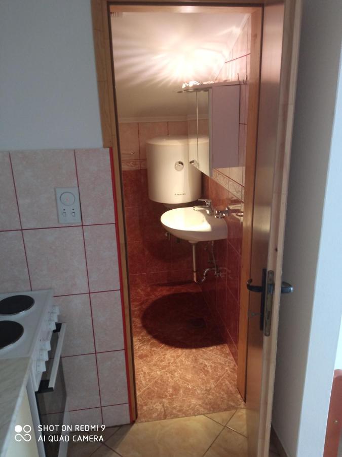 Apartments Petrovic Tivat Exterior foto